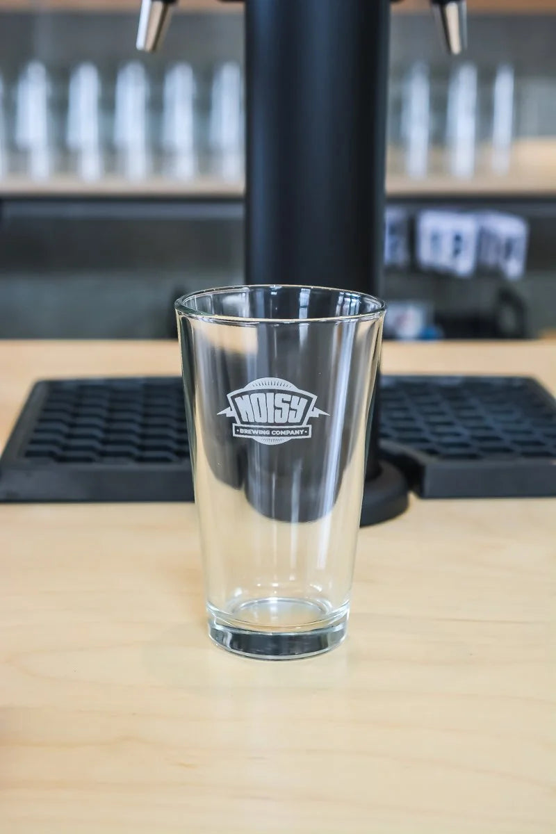 Noisy Pint Glass